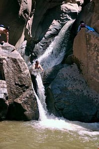 آبشار میره کی